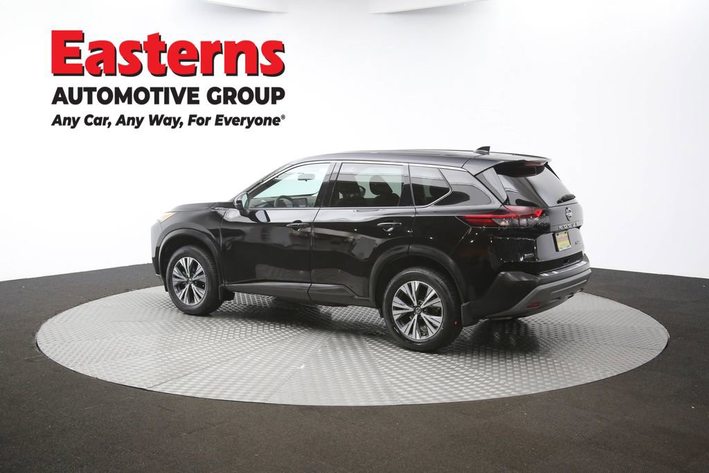 Used 2021 Nissan Rogue SV image 60