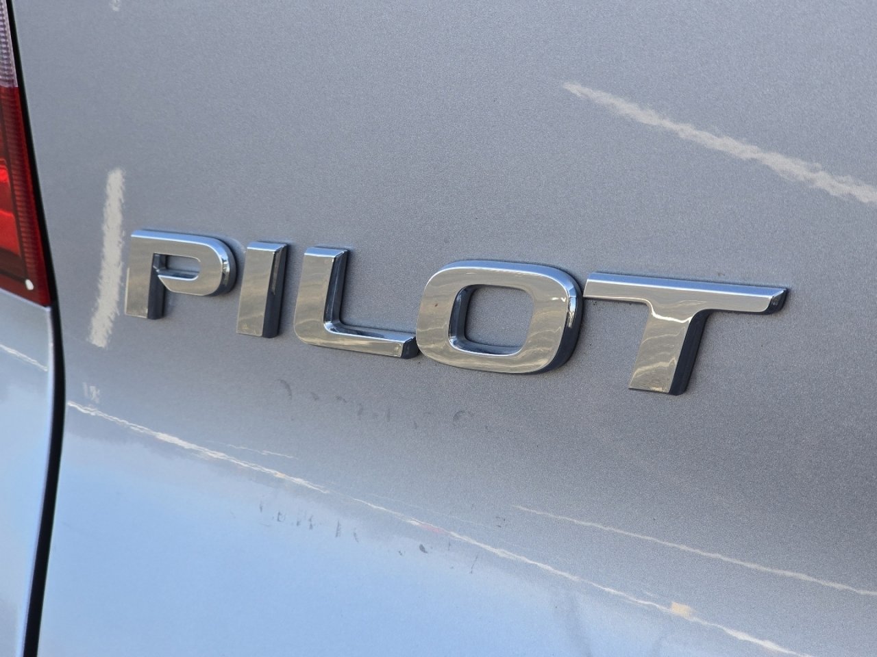 Used 2022 Honda Pilot Touring image 15