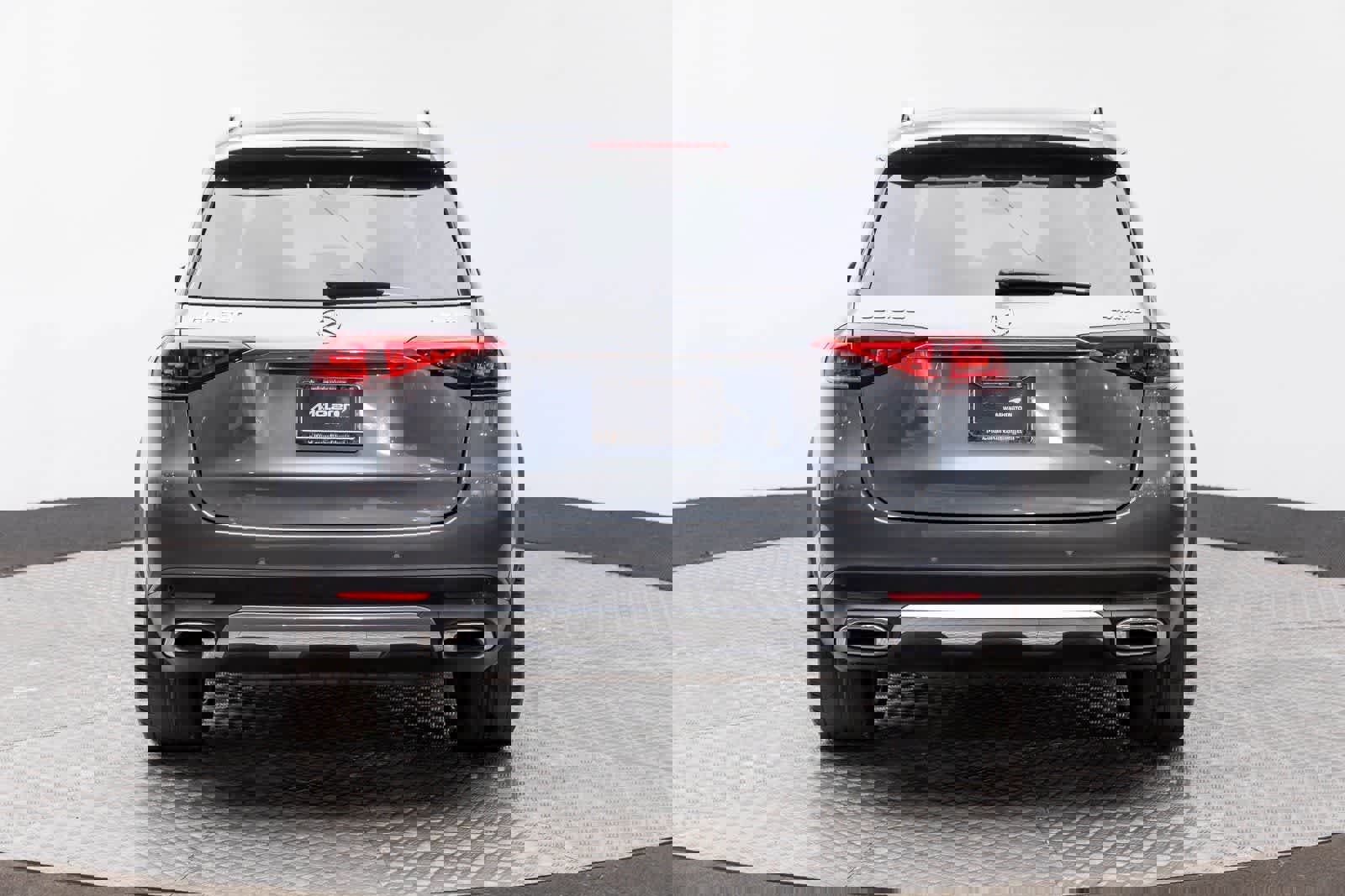 Used 2022 Mercedes-Benz GLE 350 4MATIC w/ Premium Package image 5