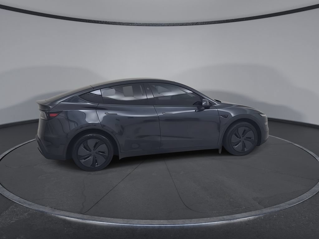 Used 2026 Tesla Model Y AWD image 17