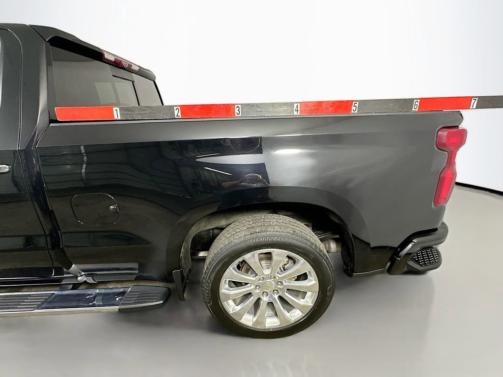 Used 2021 Chevrolet Silverado 1500 High Country w/ Technology Package AWD/4WD image 39