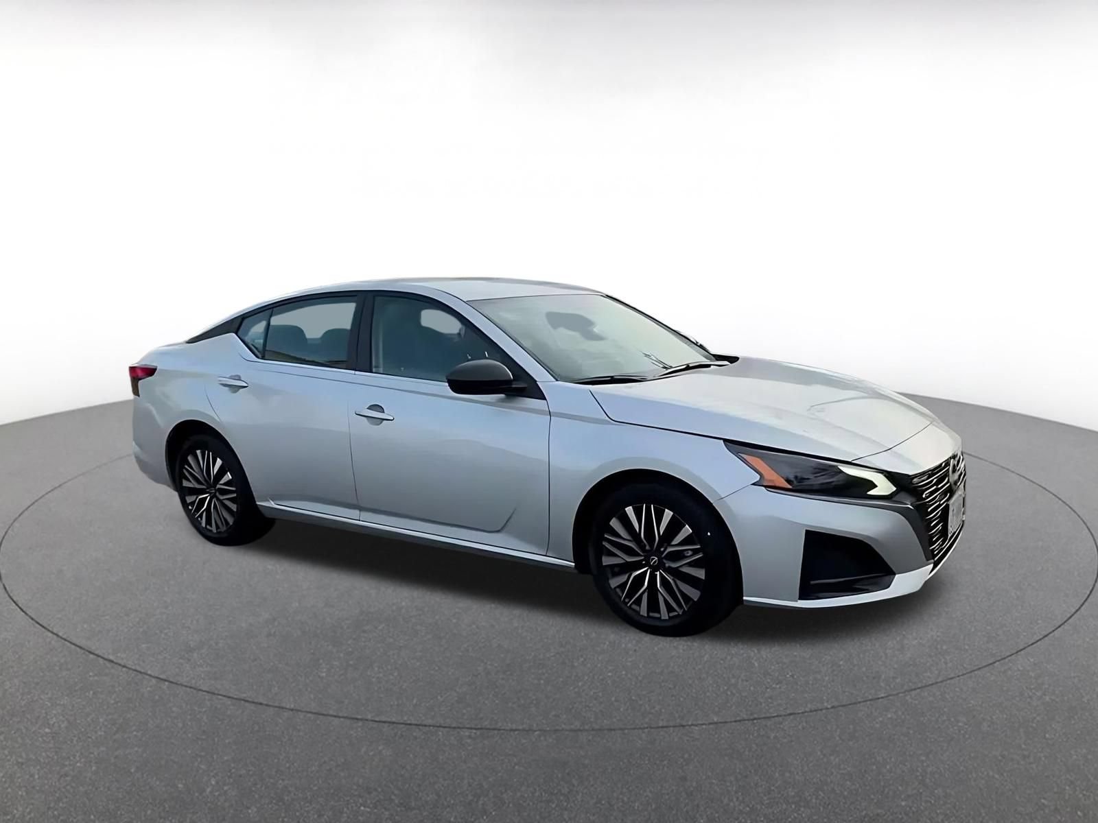 Used 2026 Nissan Altima 2.5 SV FWD video 2