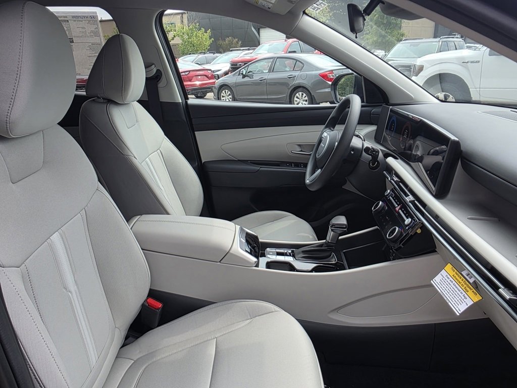 New 2026 Hyundai Tucson SEL image 12