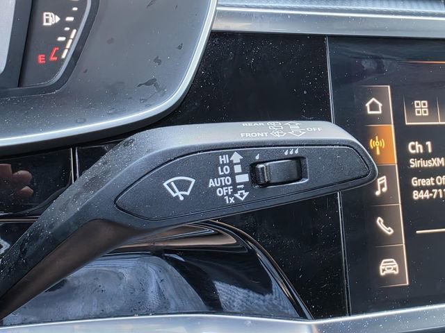 Used 2024 Audi Q3 2.0T Premium image 28