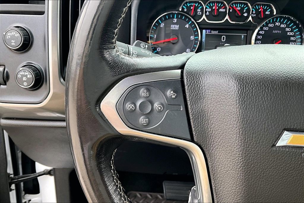 Used 2018 Chevrolet Silverado 1500 LT w/ LT Convenience Package image 11