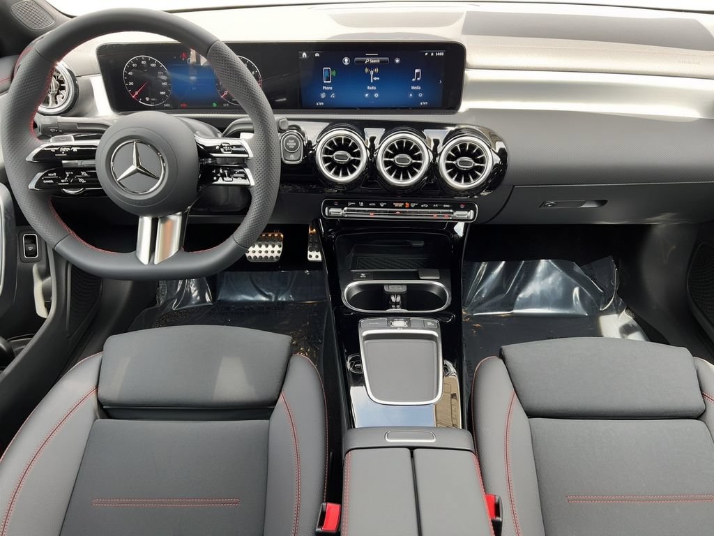 New 2026 Mercedes-Benz CLA 250 4MATIC image 5