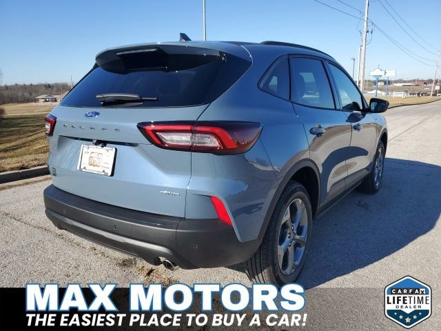 New 2026 Ford Escape ST-Line Select w/ Equipment Group 401A image 3
