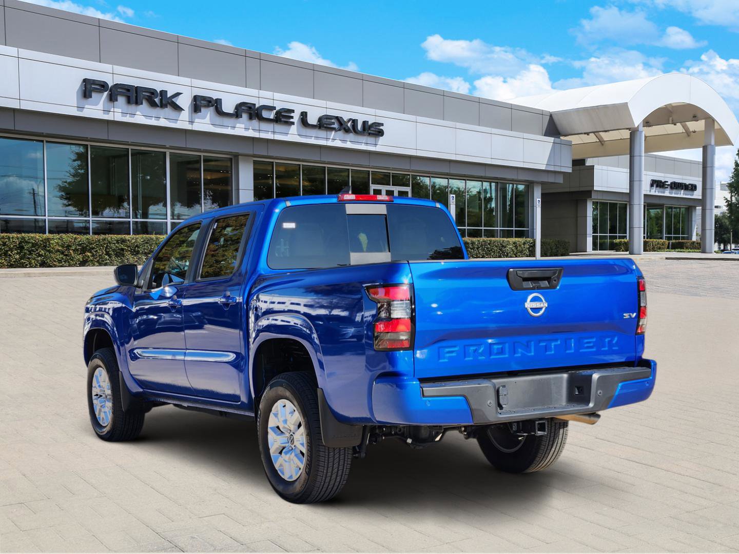 Used 2024 Nissan Frontier SV w/ SV Convenience Package image 4