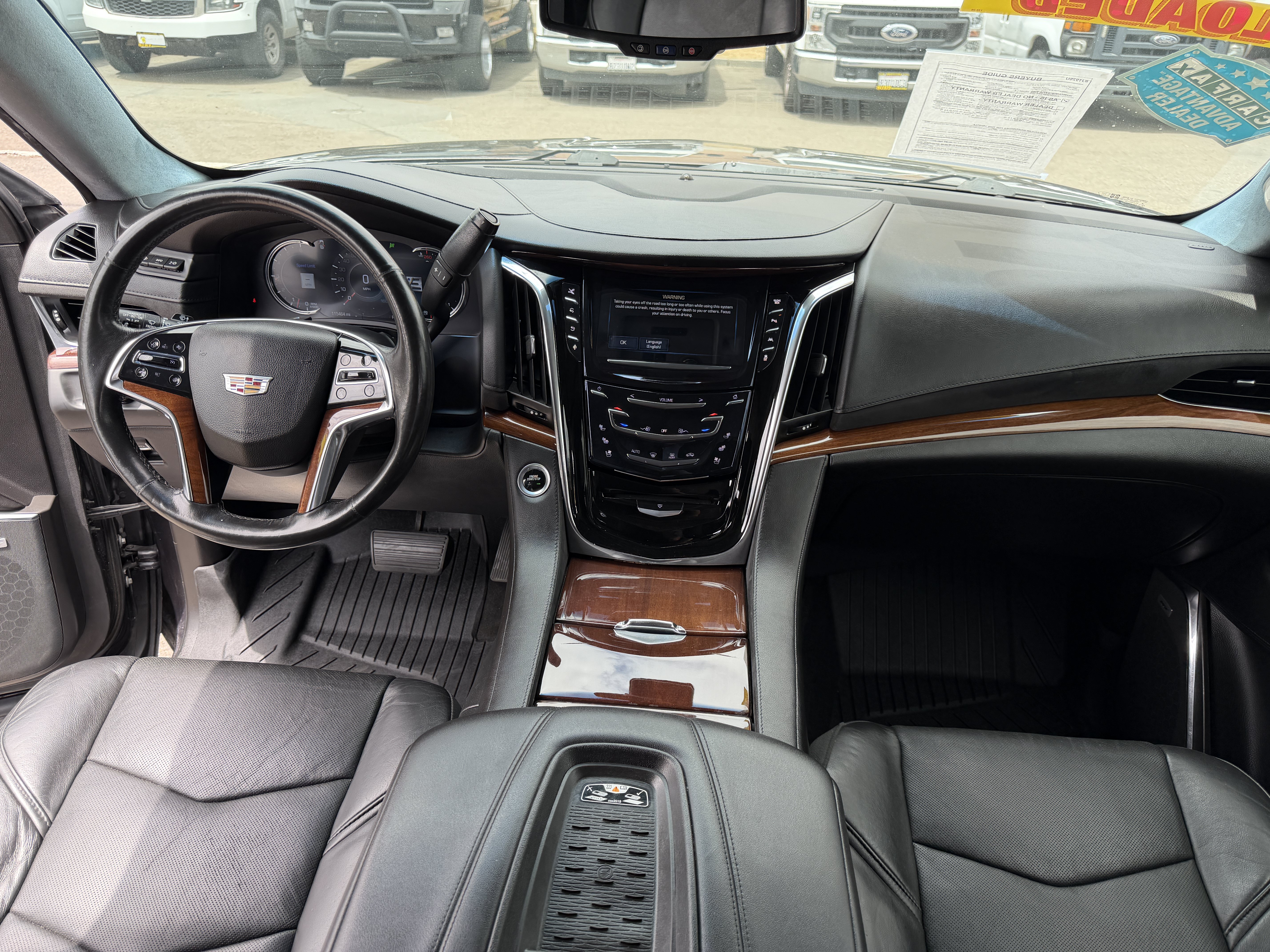 Used 2016 Cadillac Escalade ESV Premium AWD/4WD image 19