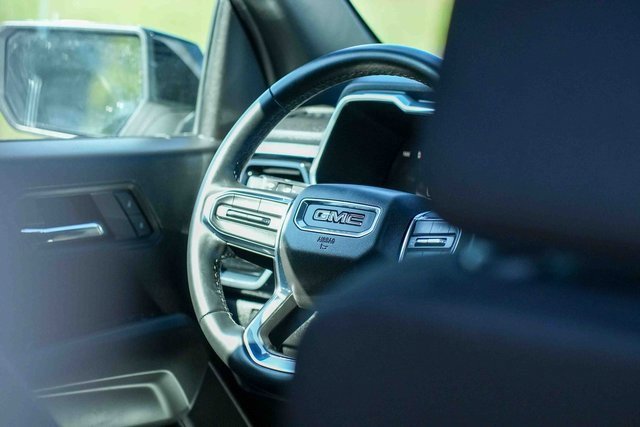 Used 2024 GMC Canyon Elevation image 21