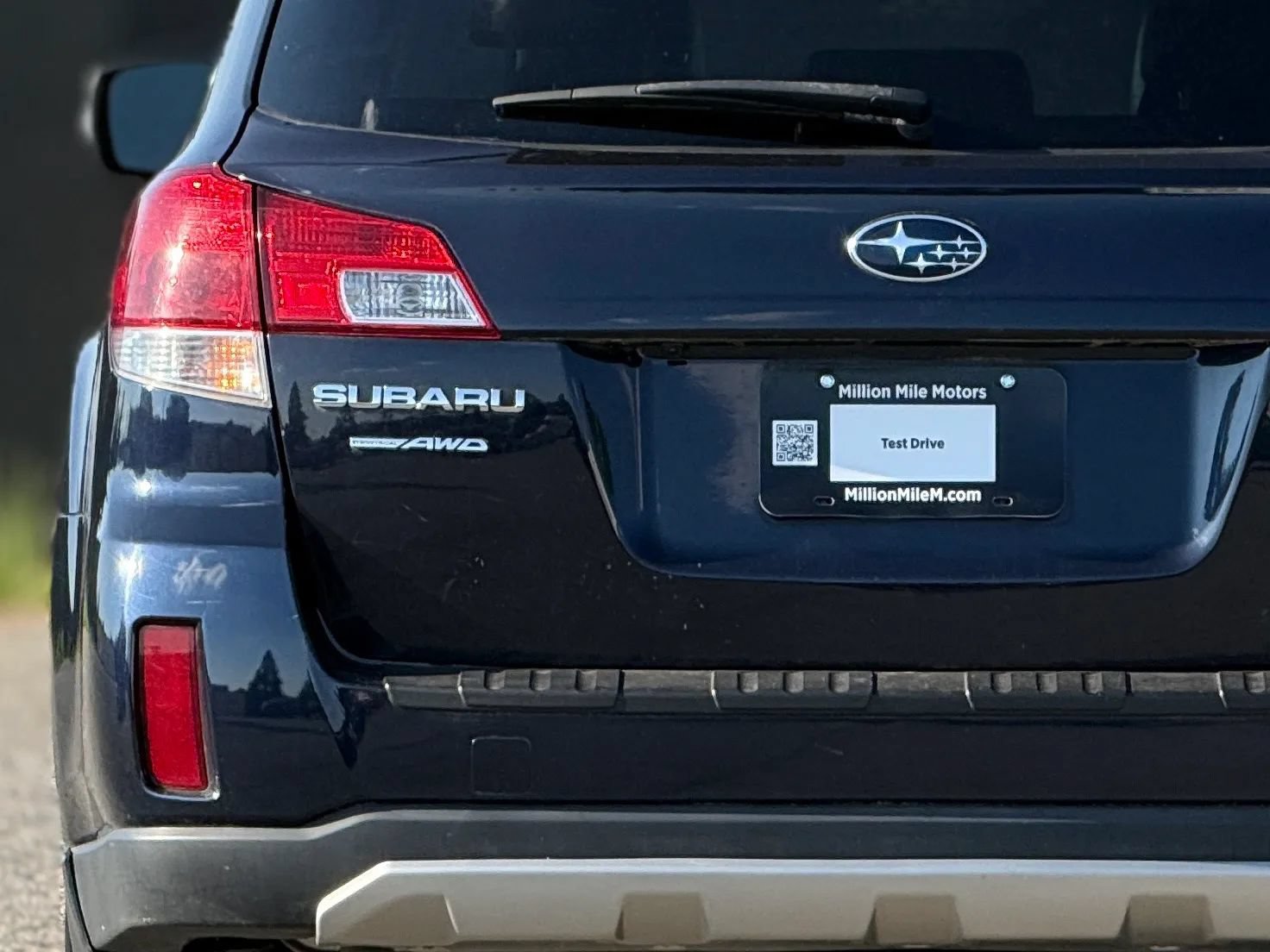 Used 2014 Subaru Outback 2.5i Limited AWD/4WD image 13