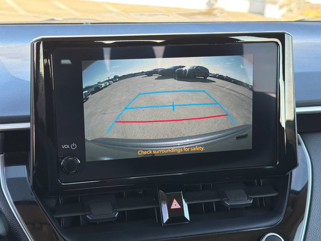 Used 2026 Toyota Corolla LE FWD image 27