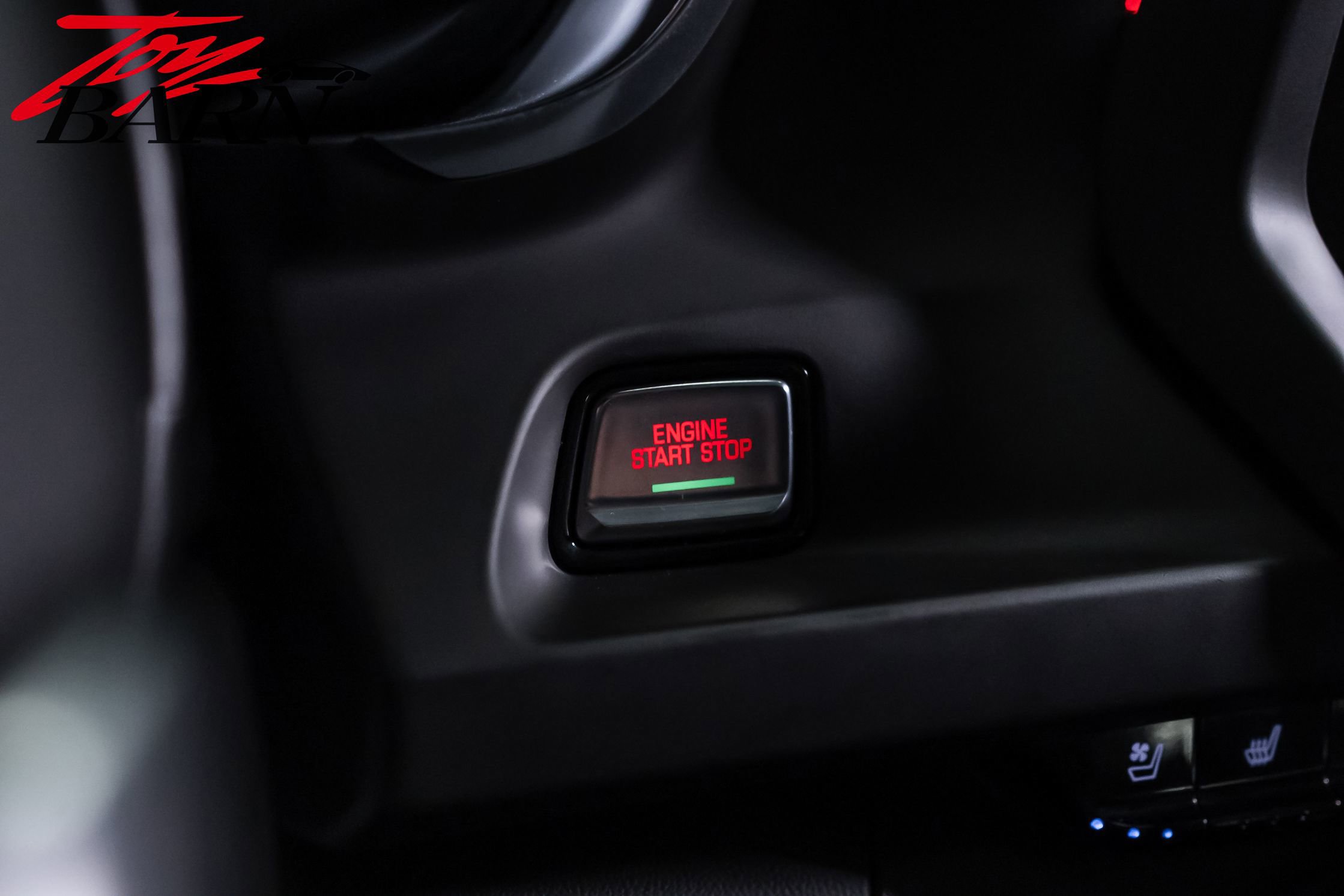 Used 2020 Chevrolet Camaro ZL1 RWD image 39