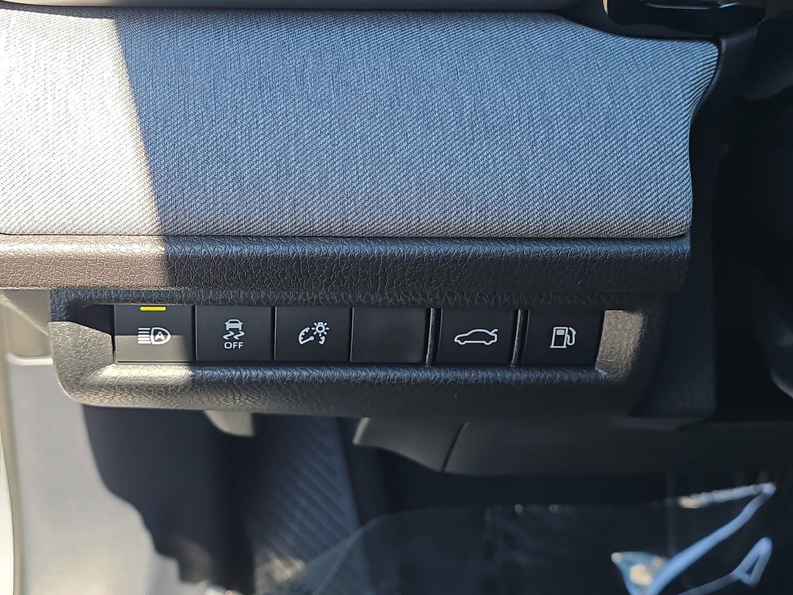 Used 2026 Toyota Camry LE w/ Convenience Package FWD image 25