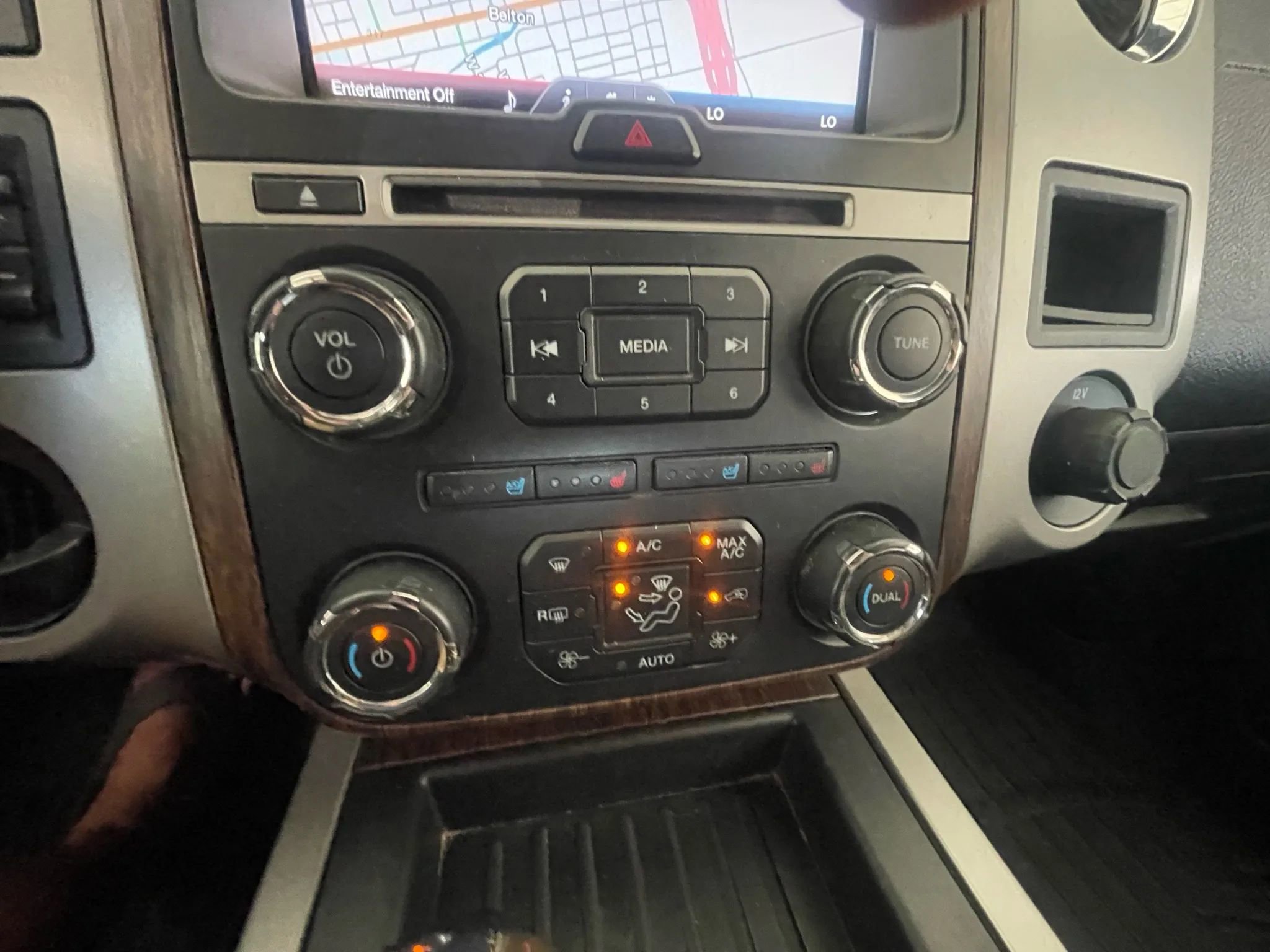 Used 2015 Ford Expedition EL King Ranch image 15