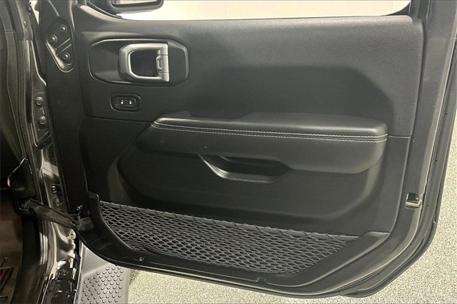 Used 2022 Jeep Wrangler Unlimited Sahara w/ Cold Weather Group image 29