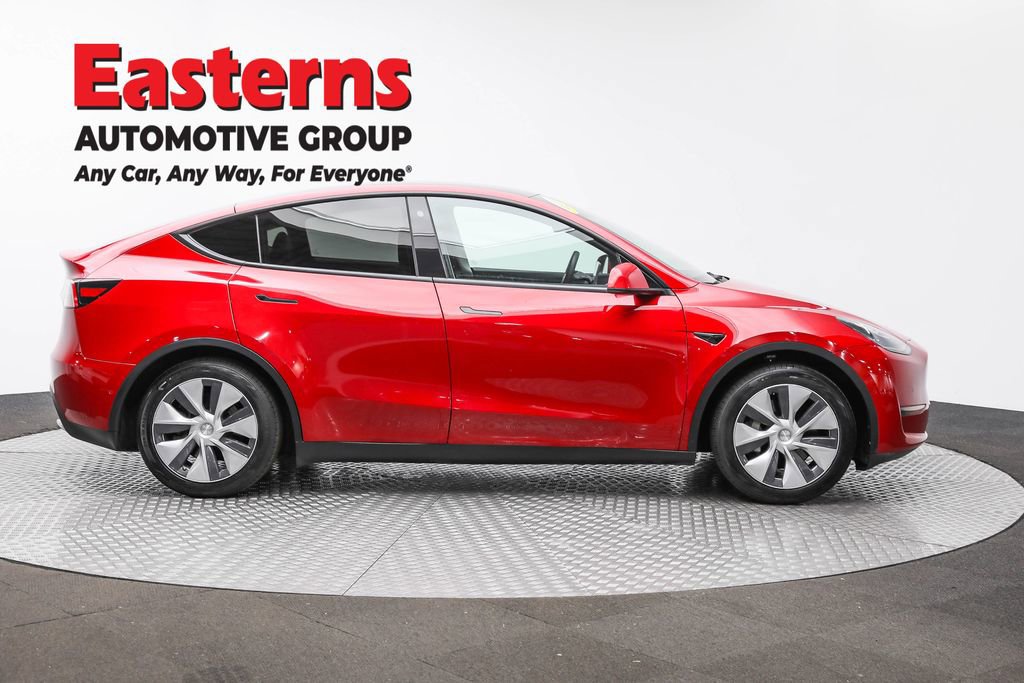 Used 2021 Tesla Model Y 2WD image 4