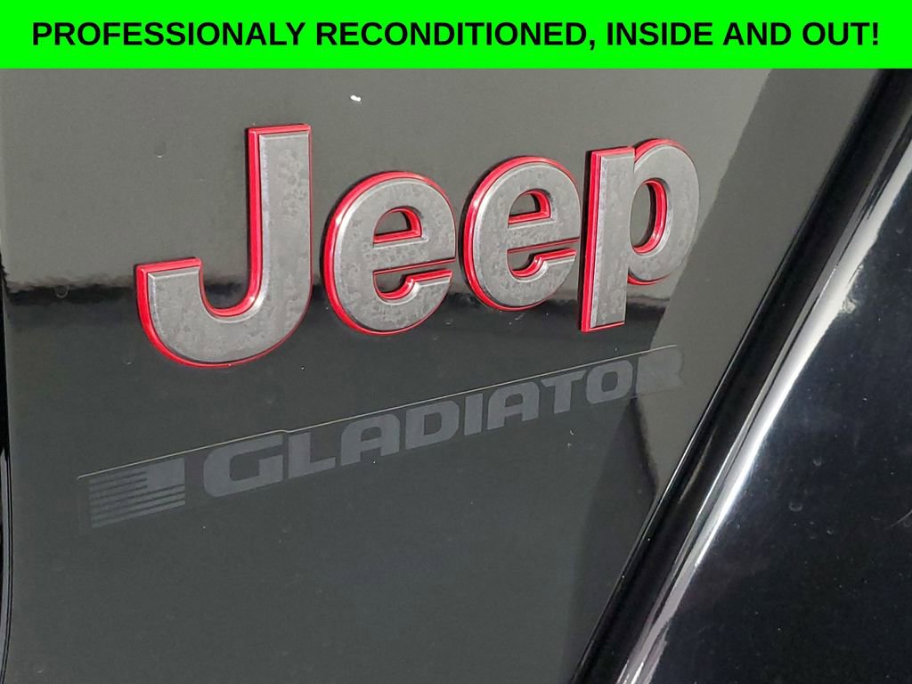 Used 2023 Jeep Gladiator Rubicon w/ Cold Weather Group image 7