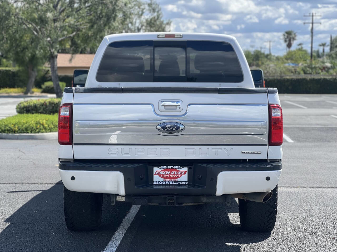 Used 2013 Ford F250 Platinum w/ FX4 Off Road Pkg image 7