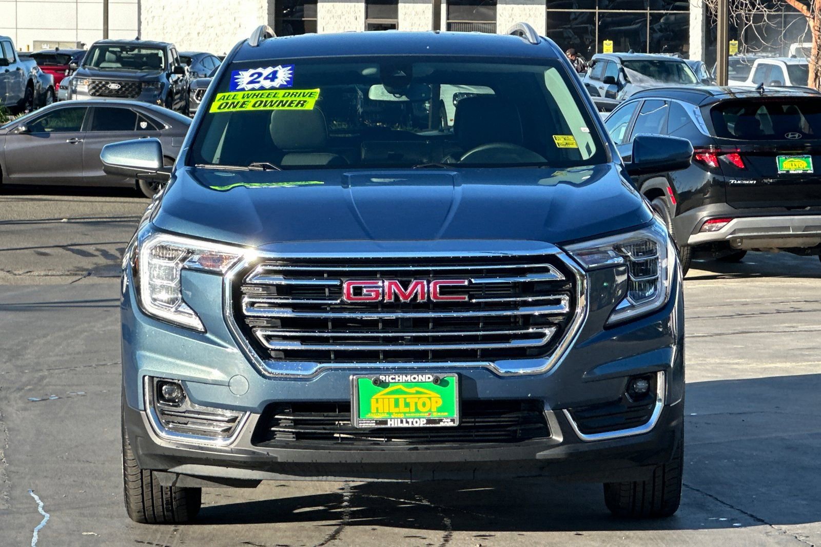 Used 2024 GMC Terrain SLT image 10