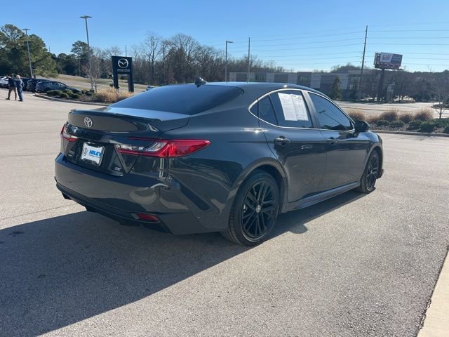 Used 2026 Toyota Camry SE image 5