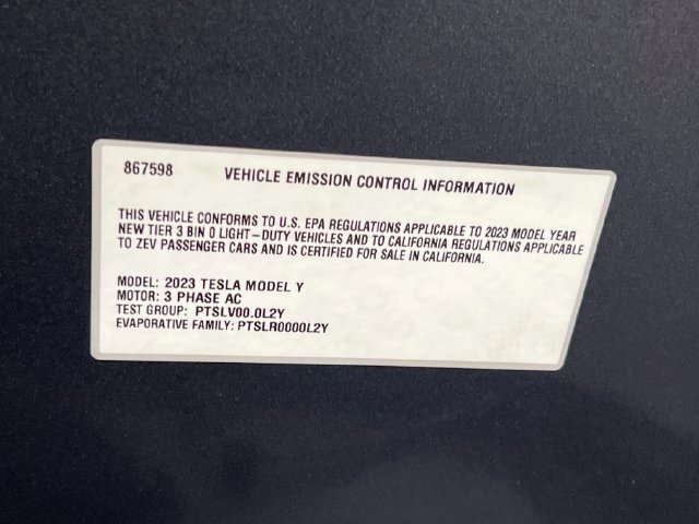 Used 2023 Tesla Model Y Long Range AWD/4WD image 30