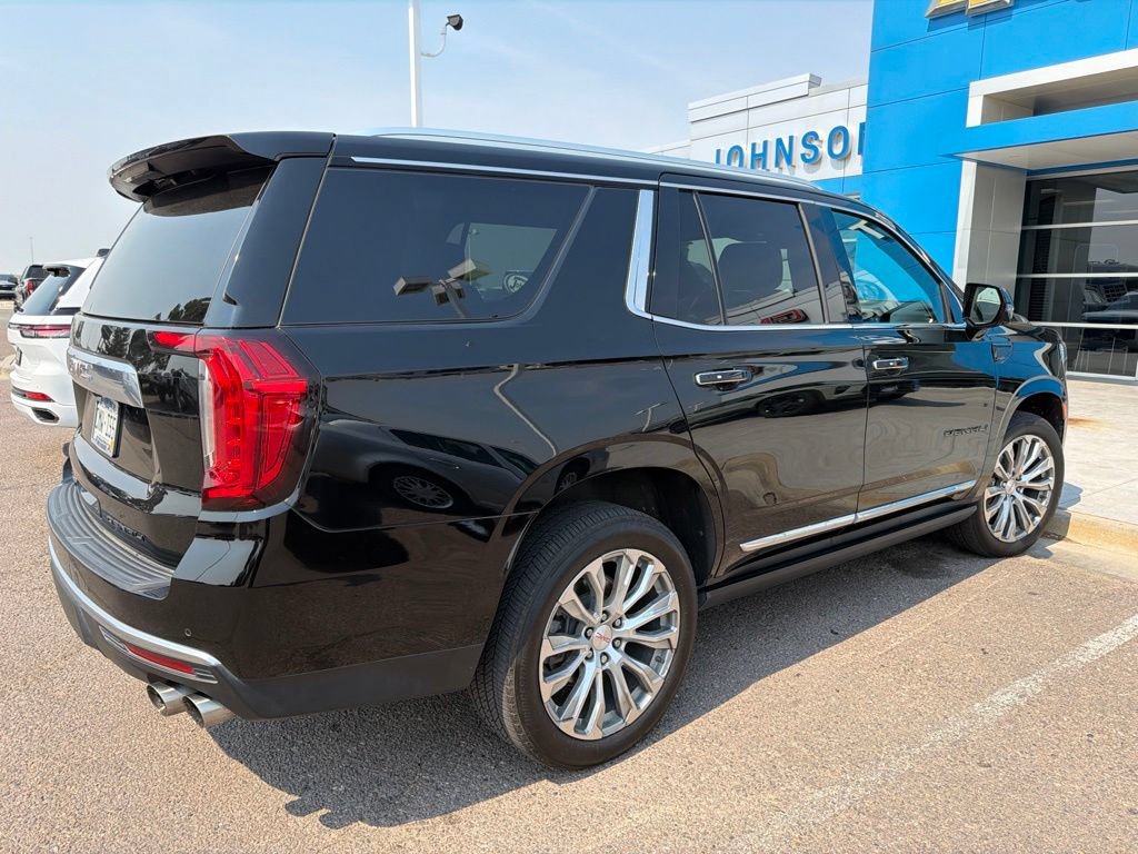 Used 2023 GMC Yukon Denali w/ LPO, Floor Liner Package AWD/4WD image 3