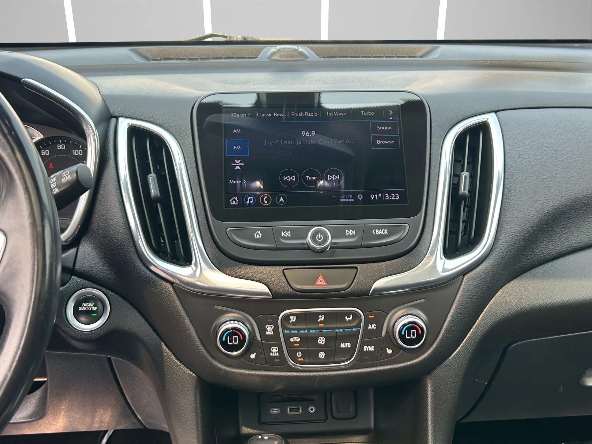 Used 2019 Chevrolet Equinox LT image 21