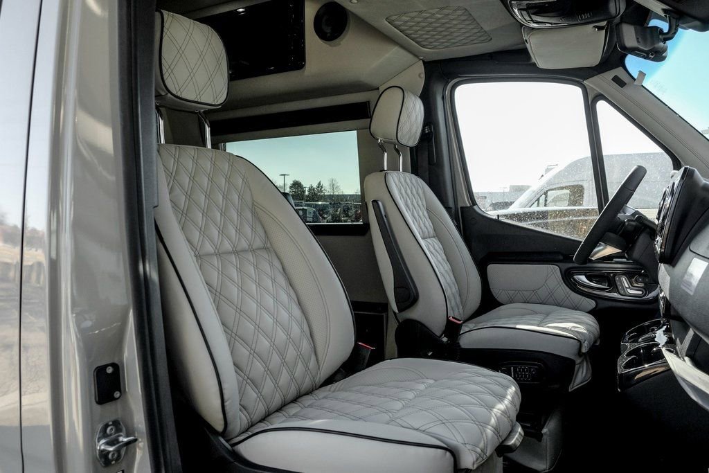 New 2026 Mercedes-Benz Sprinter 3500 image 32