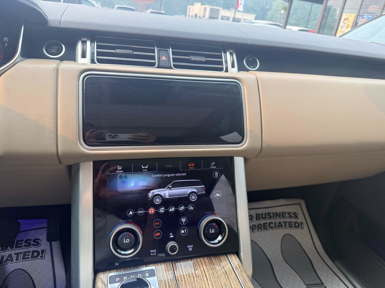 Used 2019 Land Rover Range Rover HSE AWD/4WD image 15