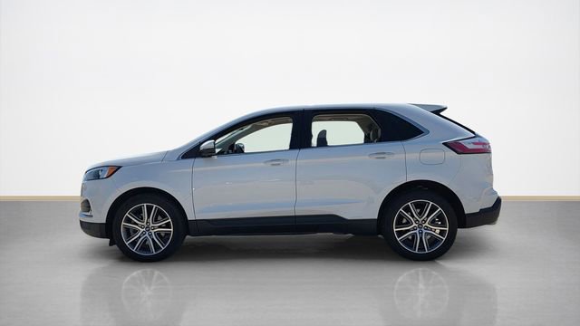 Used 2022 Ford Edge Titanium AWD/4WD image 5