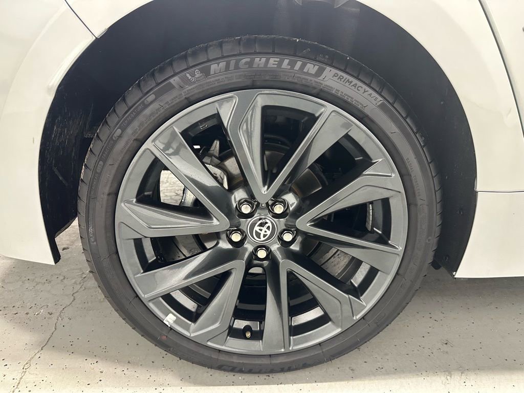 Used 2025 Toyota Corolla SE w/ SE Premium Package image 65