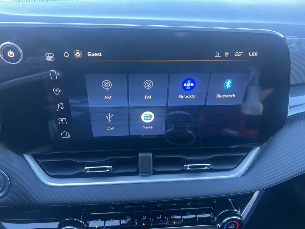 New 2026 Chevrolet Equinox LT w/ Convenience Package II image 28