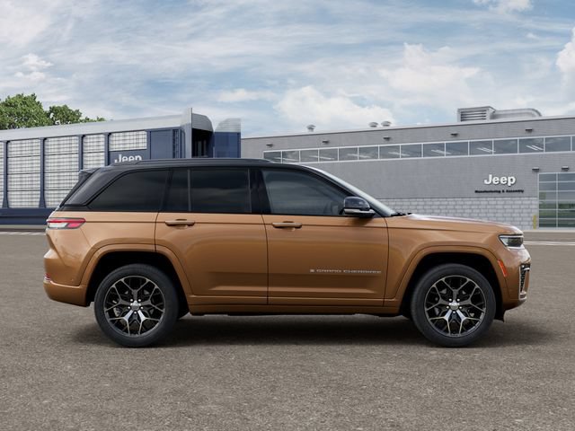 New 2026 Jeep Grand Cherokee Summit AWD/4WD image 22