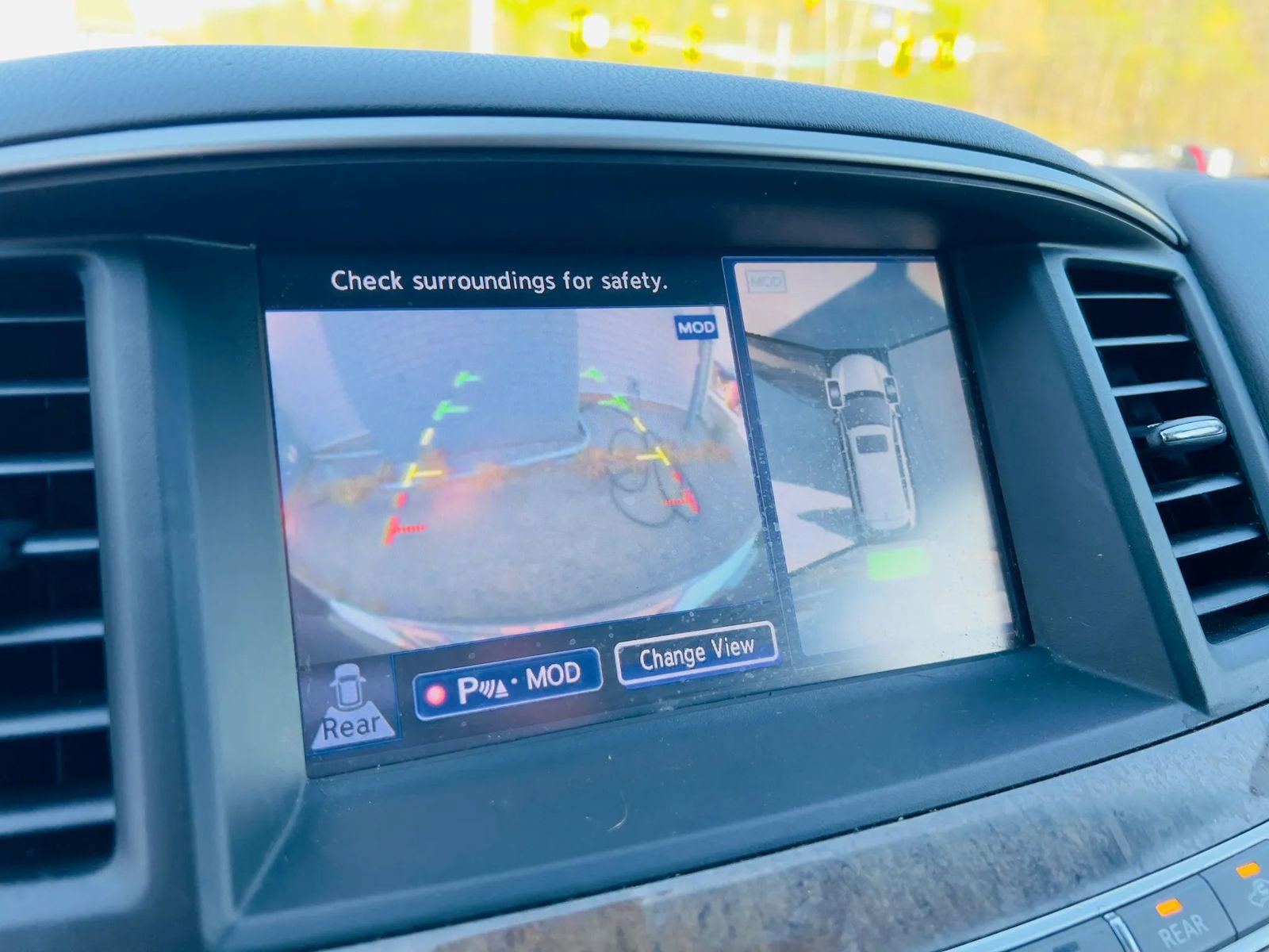 Used 2014 INFINITI QX60 AWD w/ Deluxe Touring Package image 40