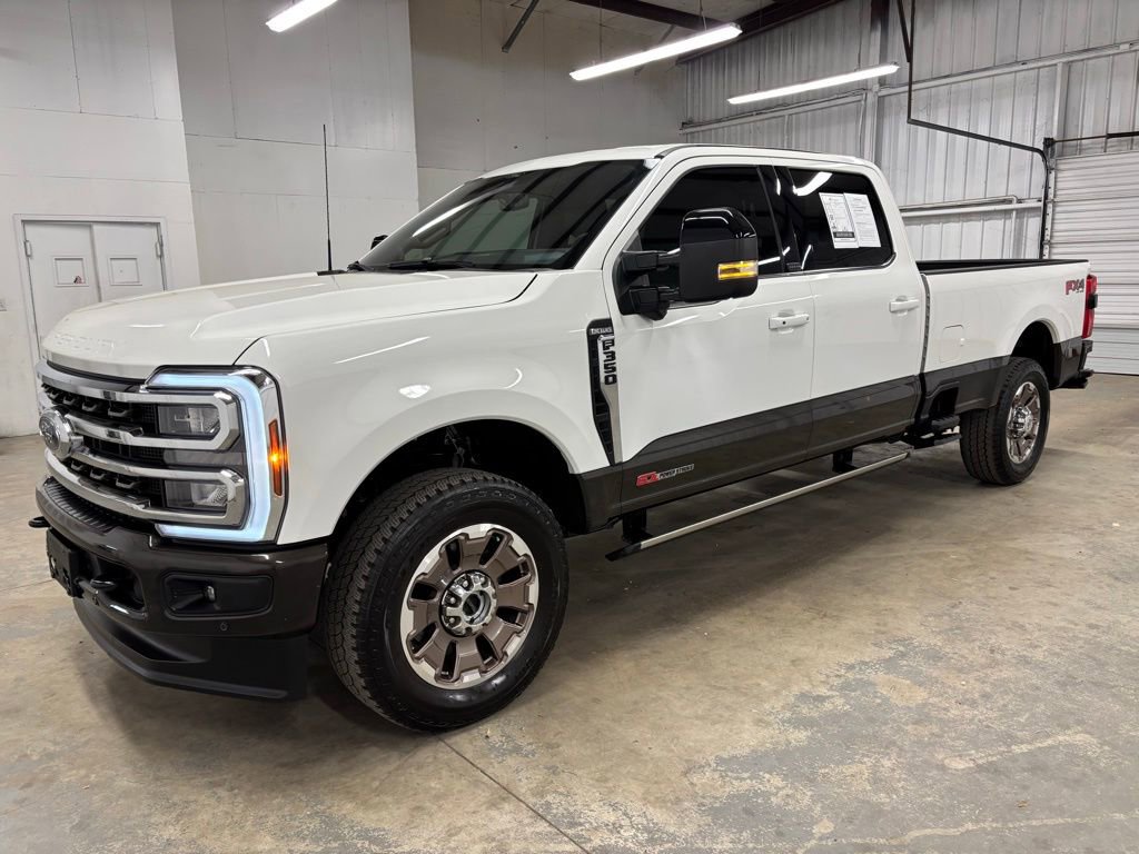 Used 2025 Ford F350 King Ranch w/ FX4 Off-Road Package image 3
