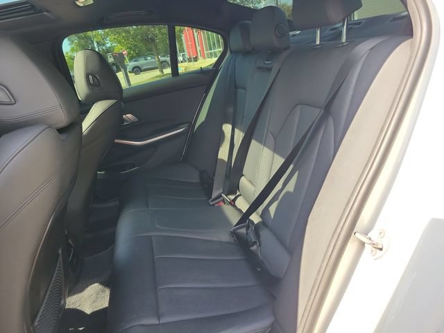 Used 2021 BMW 330i xDrive Sedan w/ Premium Package AWD/4WD image 34