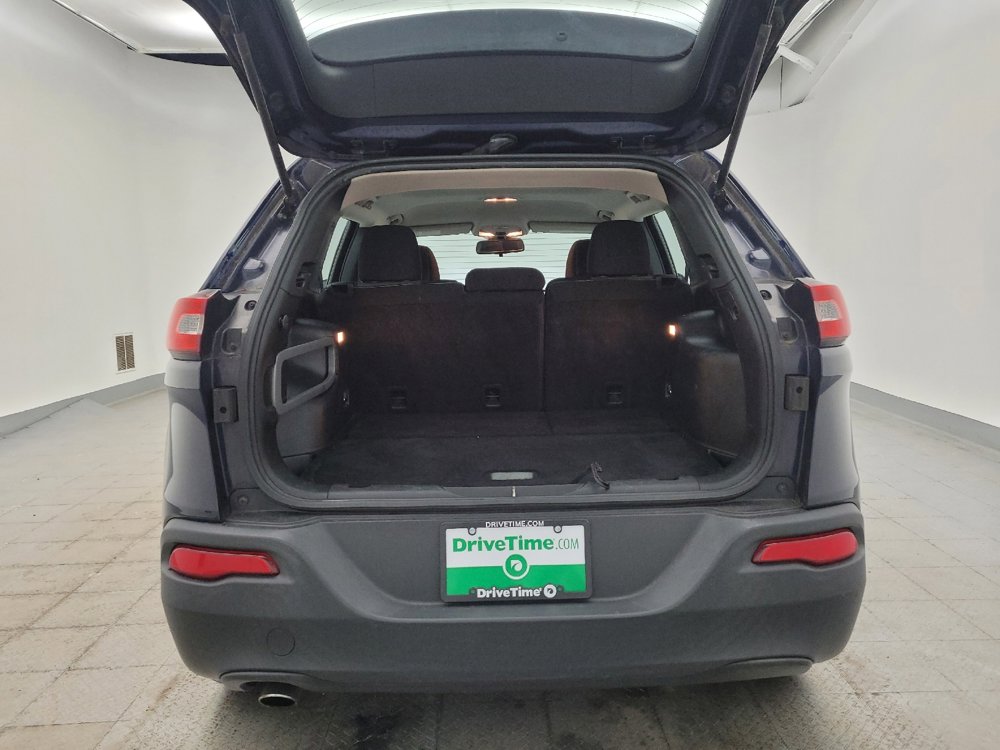 Used 2015 Jeep Cherokee Sport image 29