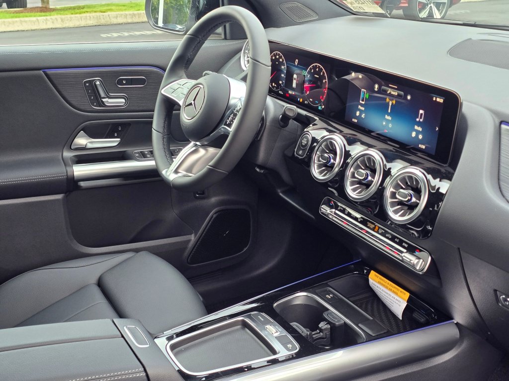 New 2026 Mercedes-Benz GLA 250 4MATIC image 25
