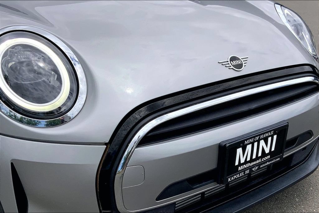 Used 2024 MINI Cooper 4-Door Hardtop FWD image 28