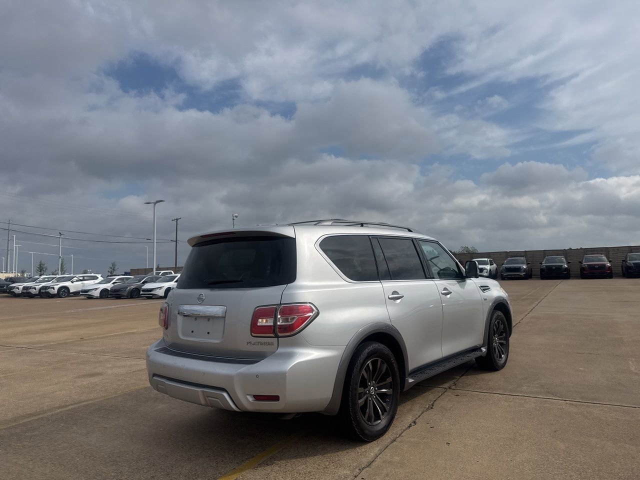 Used 2017 Nissan Armada Platinum image 21