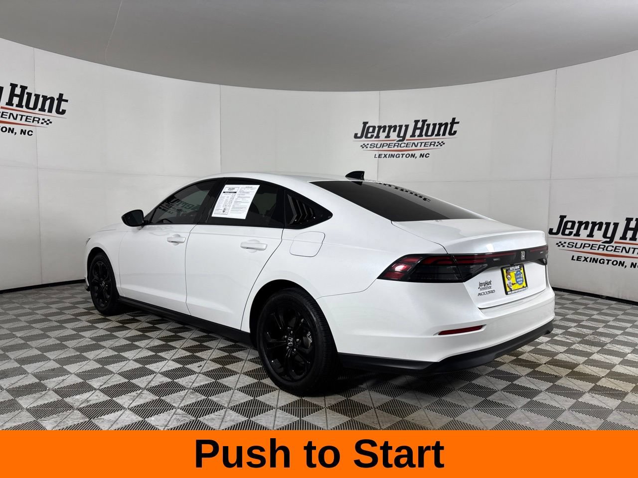 Used 2025 Honda Accord SE image 8