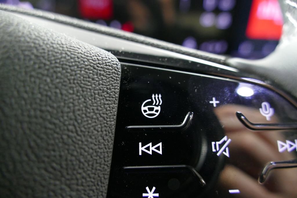 New 2025 Audi Q5 Premium Plus image 15