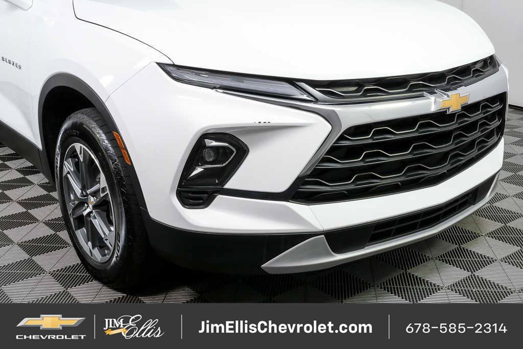 Certified 2025 Chevrolet Blazer LT FWD image 34
