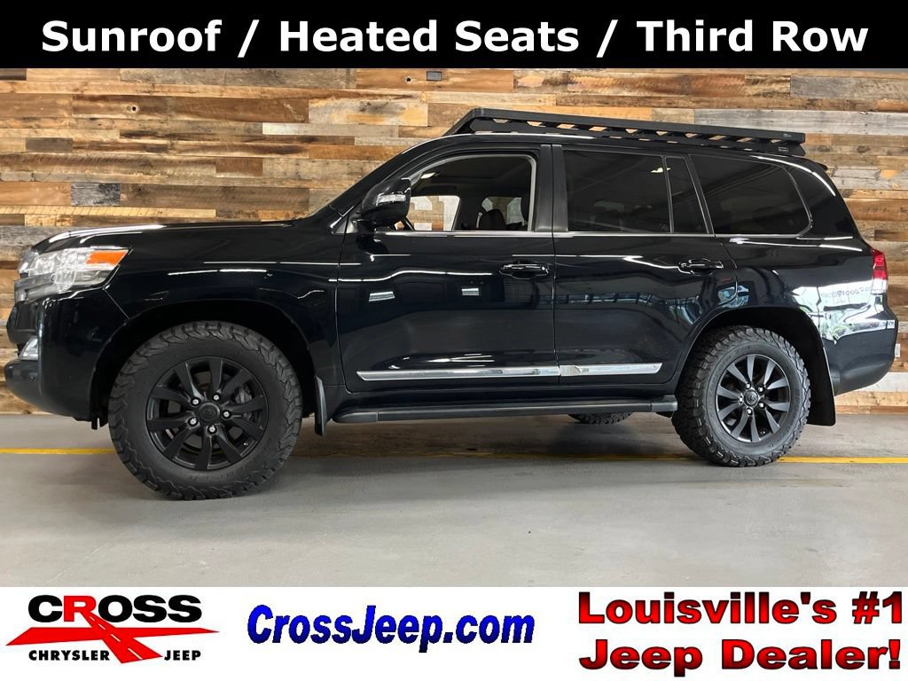 Used 2016 Toyota Land Cruiser AWD/4WD image 1