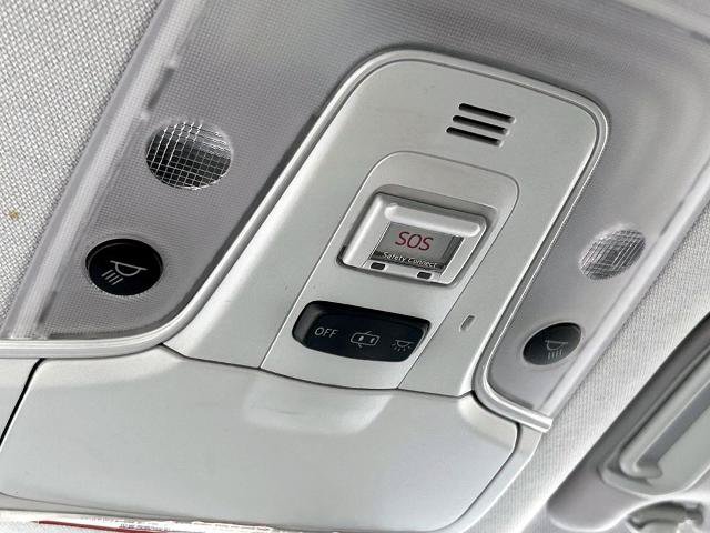 Used 2020 Toyota Prius Prime Limited FWD image 33