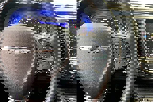 Used 2015 Chrysler 200 S w/ Navigation & Sound Group I image 23