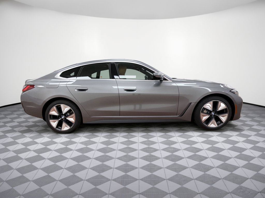 Used 2026 BMW i4 xDrive40i w/ Premium Package AWD/4WD image 8