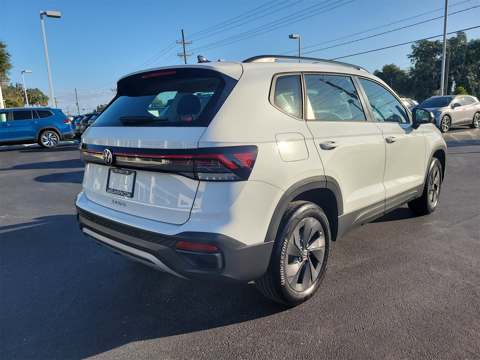 Used 2025 Volkswagen Taos S image 6