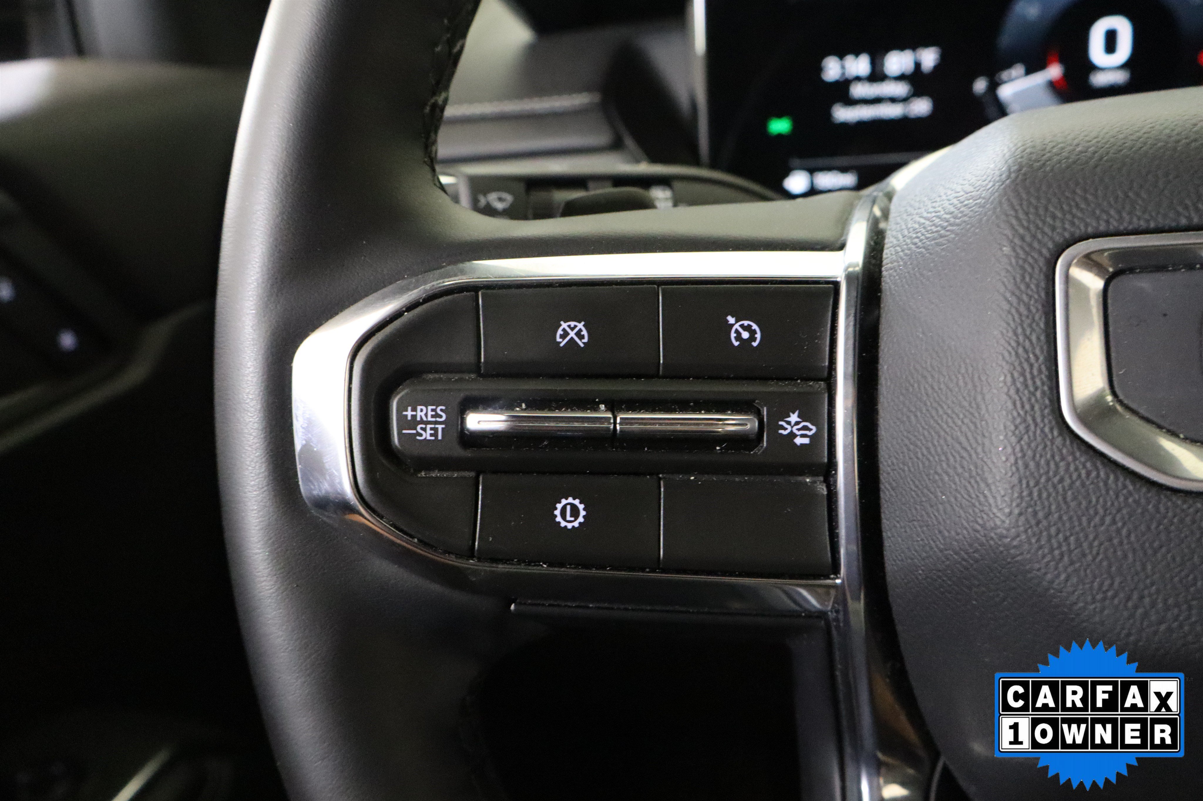 Used 2026 GMC Acadia Elevation w/ Elevation Premium Package FWD image 30